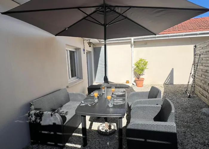 Holiday home La Petite Maison Jardin Prive *